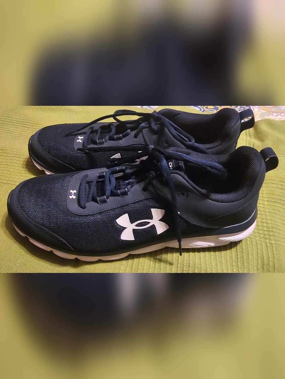 Under Armour Men's Navy Athletic Trainer with White Logo - Picture 3 of 15